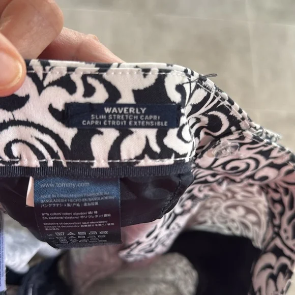 TOMMY HILFIGER Navy Blue Waverly Print Slim Pants- Size 10 - Picture 8 of 10